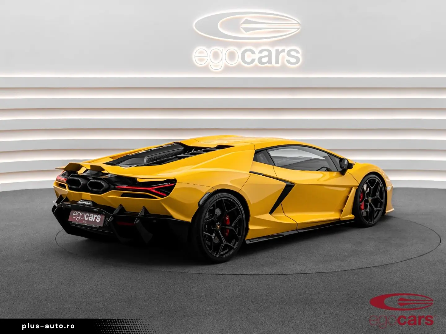 LAMBORGHINI Revuelto 6.5 V12 HPEV