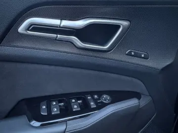 KIA Sportage Plug-in GT-Line Pano 360  H&K AHK