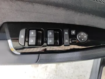 KIA Sportage 1.6 T-GDi PHEV 4WD GT-Line AHK Drive So