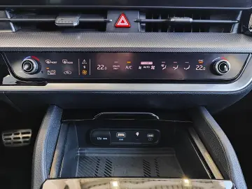 KIA Sportage 1.6 T-GDi PHEV 4WD GT-Line AHK Drive So