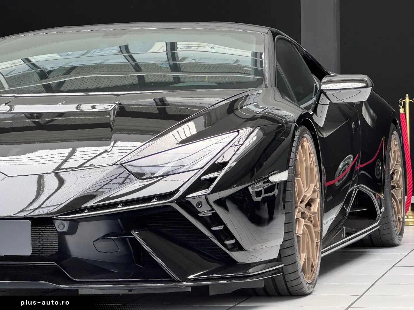 LAMBORGHINI Huracán Tecnica  German  Novitec  Garantie Lift