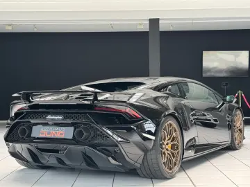 LAMBORGHINI Huracán Tecnica  German  Novitec  Garantie Lift