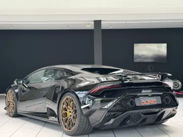 LAMBORGHINI Huracán Tecnica  German  Novitec  Garantie Lift