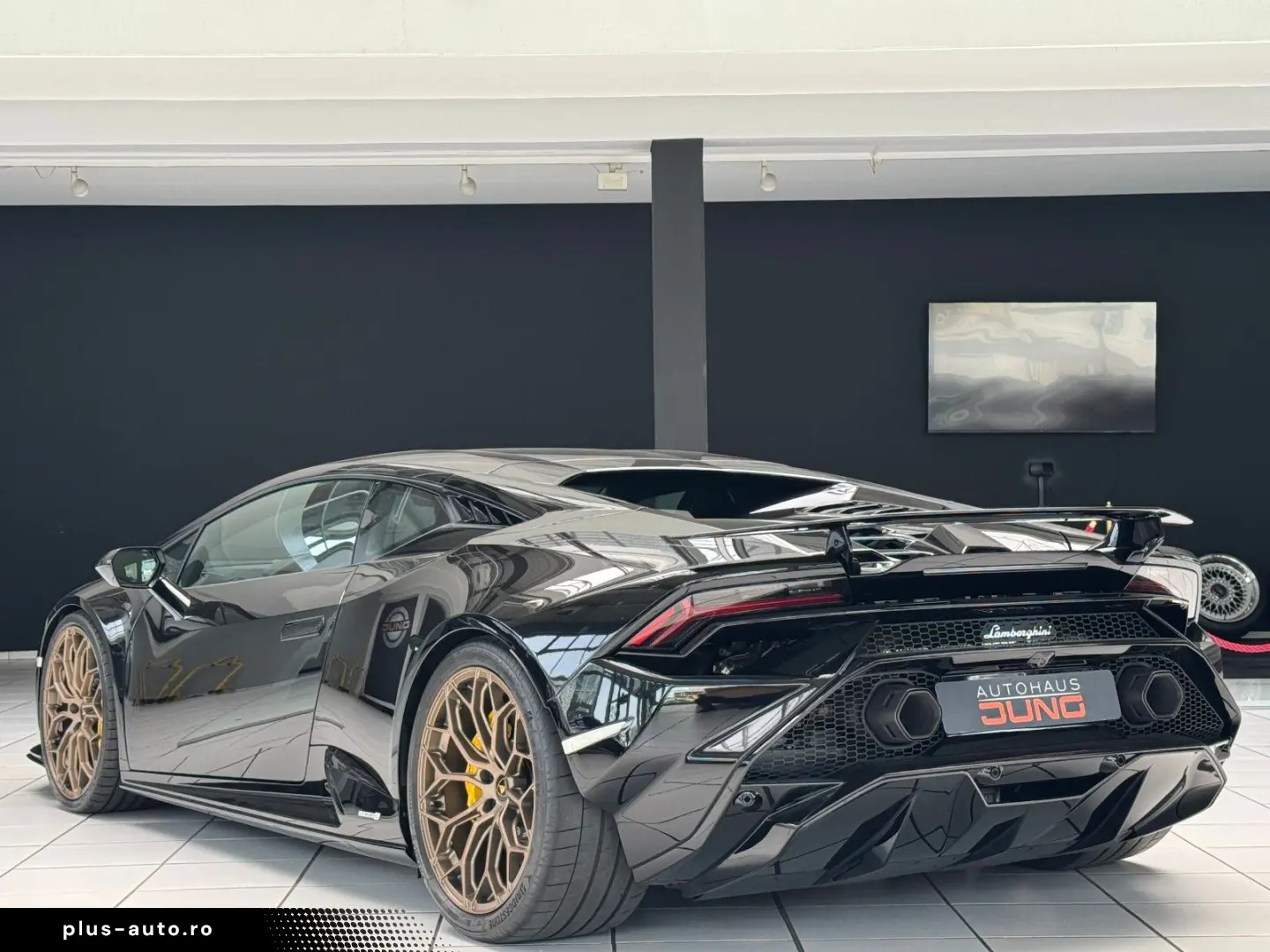LAMBORGHINI Huracán Tecnica  German  Novitec  Garantie Lift