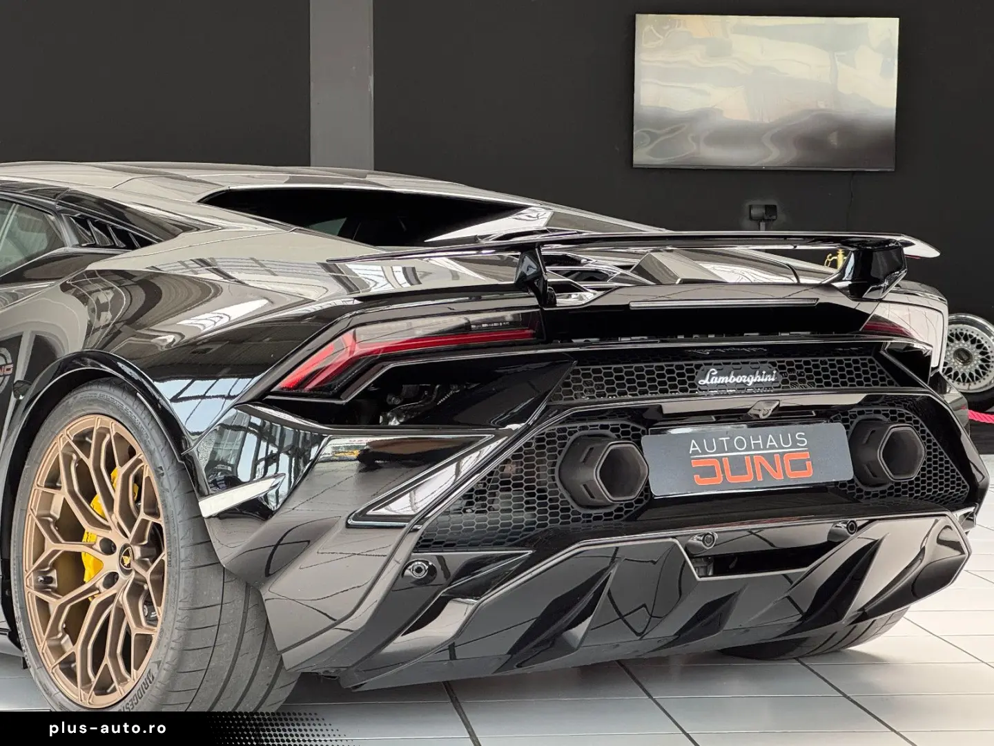 LAMBORGHINI Huracán Tecnica  German  Novitec  Garantie Lift