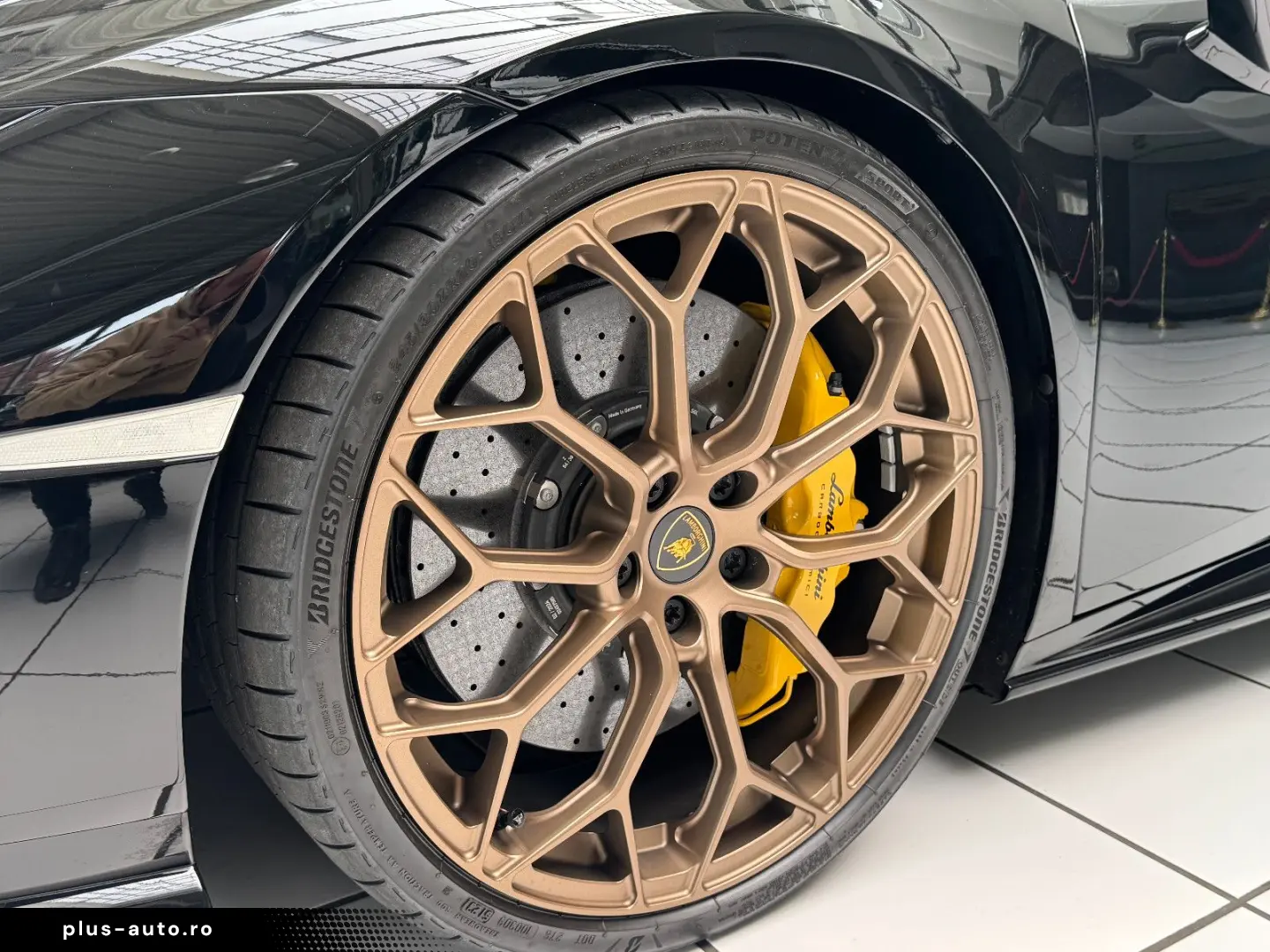 LAMBORGHINI Huracán Tecnica  German  Novitec  Garantie Lift