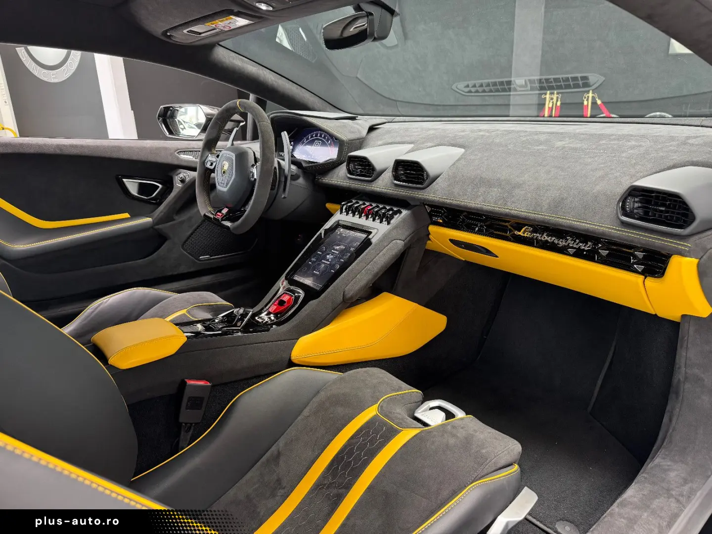 LAMBORGHINI Huracán Tecnica  German  Novitec  Garantie Lift