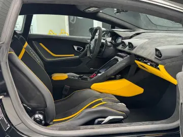 LAMBORGHINI Huracán Tecnica  German  Novitec  Garantie Lift