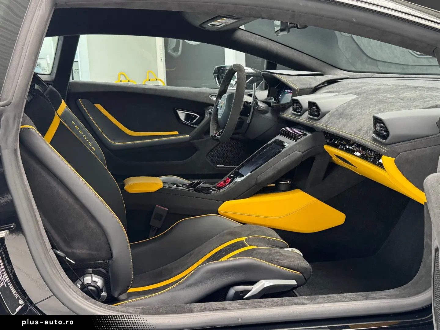 LAMBORGHINI Huracán Tecnica  German  Novitec  Garantie Lift