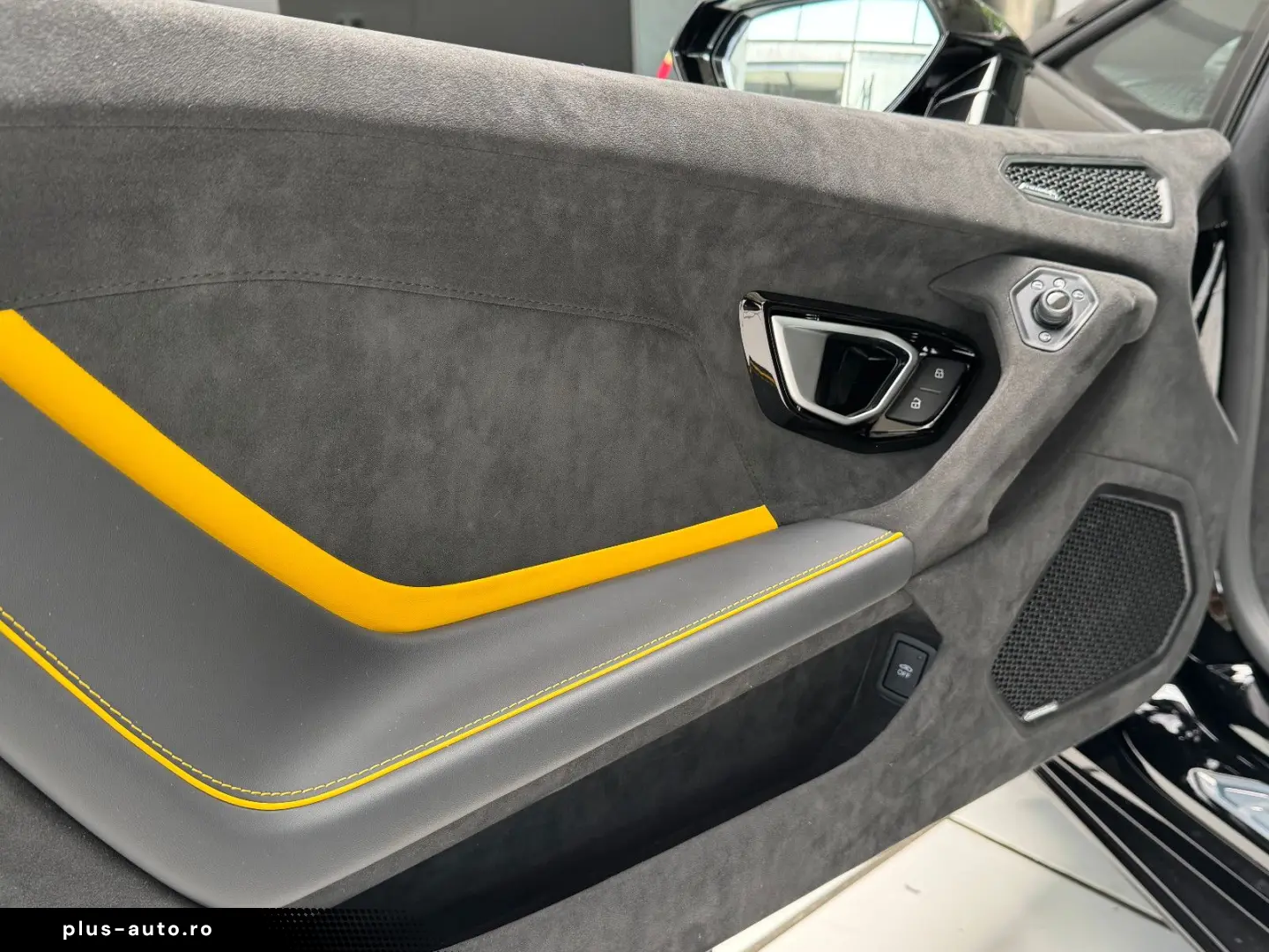 LAMBORGHINI Huracán Tecnica  German  Novitec  Garantie Lift