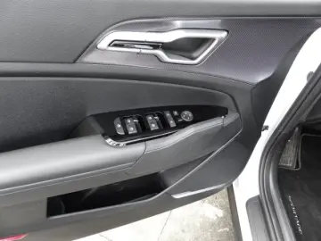 KIA Sportage Plug-in Hybrid 4WD 1.6 T-GDI EU6d Navi
