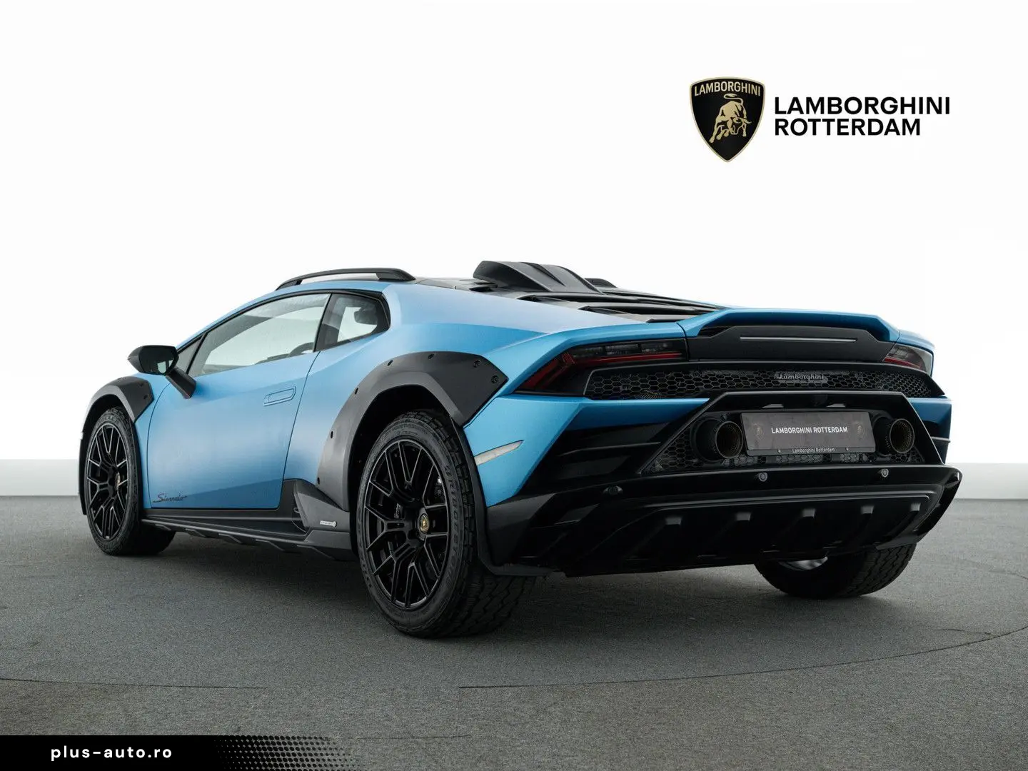 LAMBORGHINI Huracán Sterrato I Blu Arione I Black roof