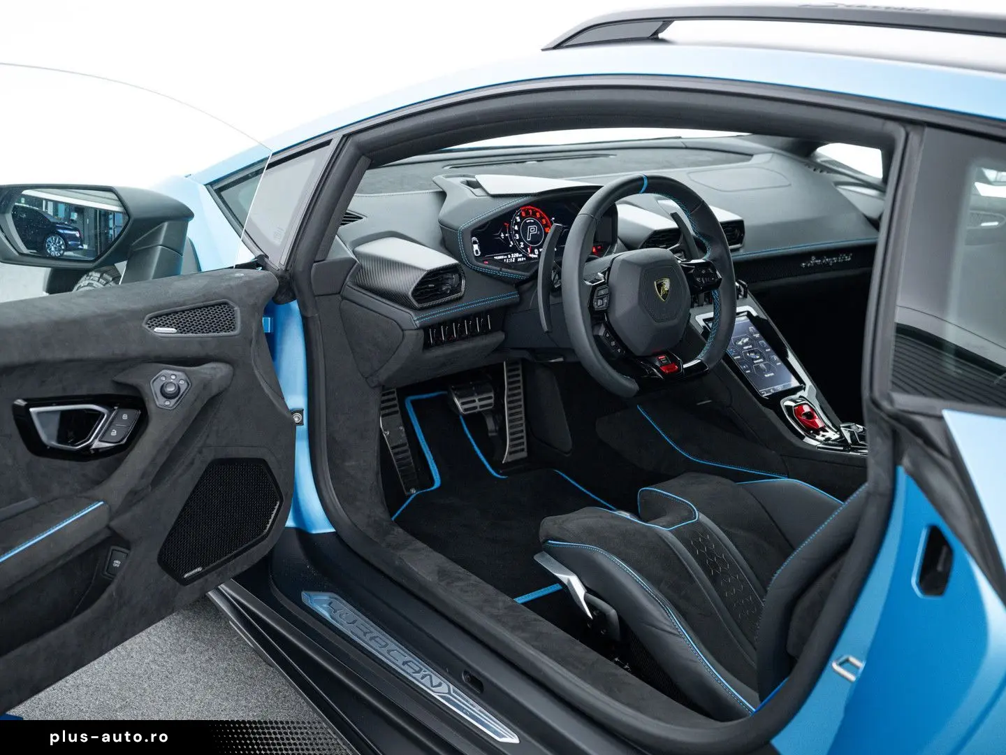 LAMBORGHINI Huracán Sterrato I Blu Arione I Black roof