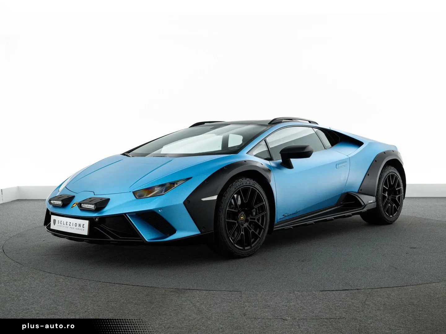 LAMBORGHINI Huracán Sterrato I Blu Arione I Black roof