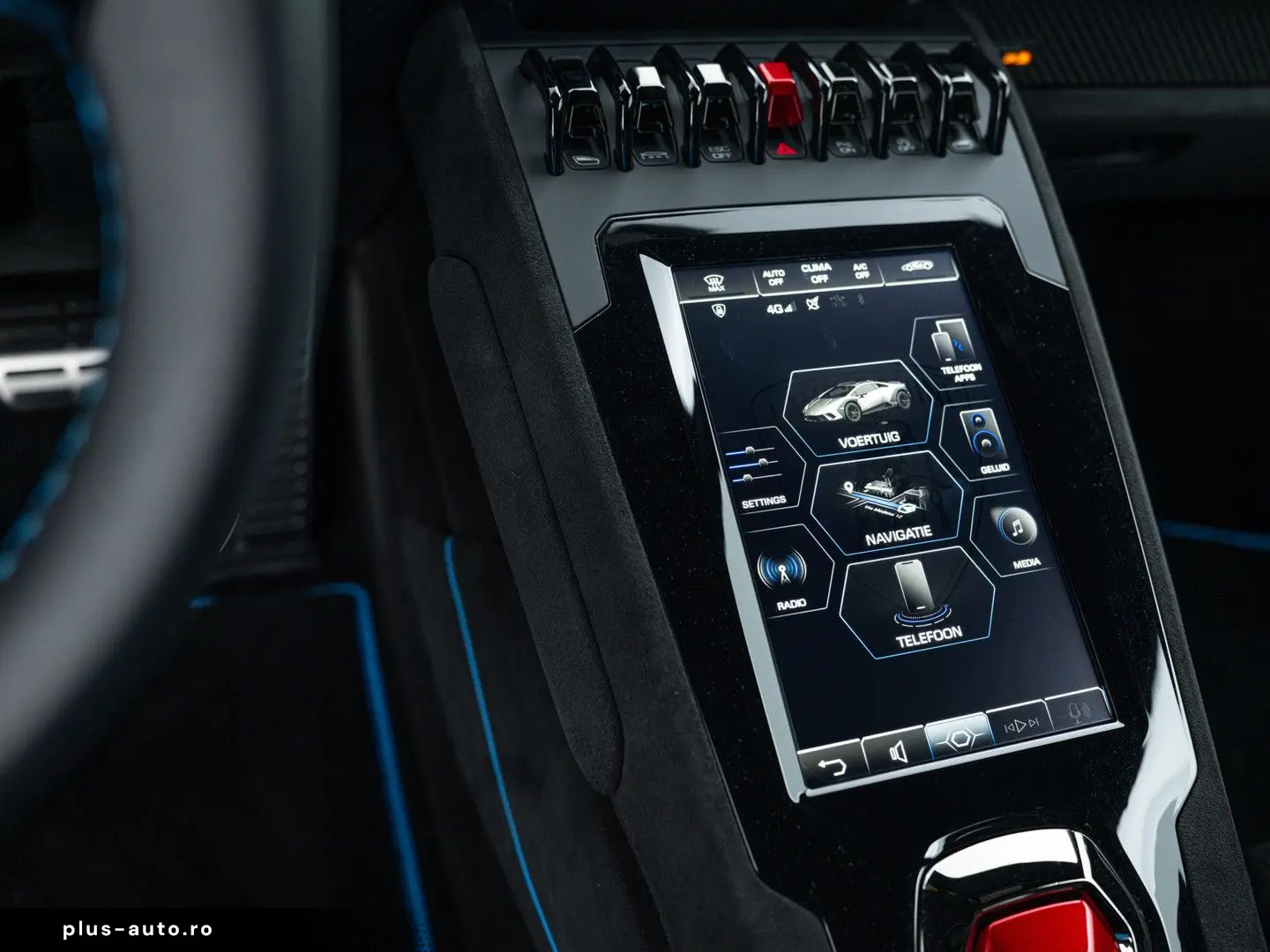 LAMBORGHINI Huracán Sterrato I Blu Arione I Black roof