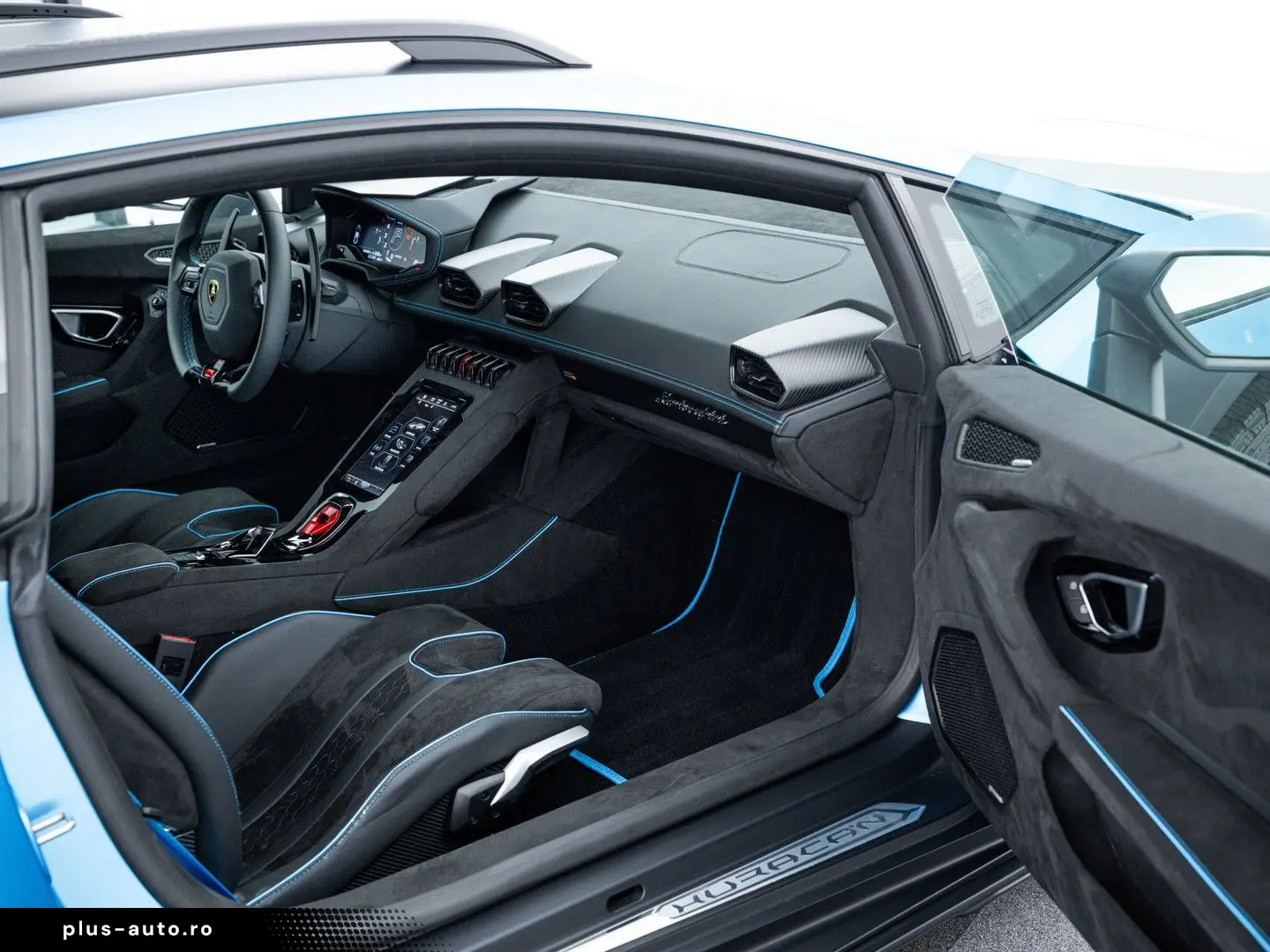 LAMBORGHINI Huracán Sterrato I Blu Arione I Black roof