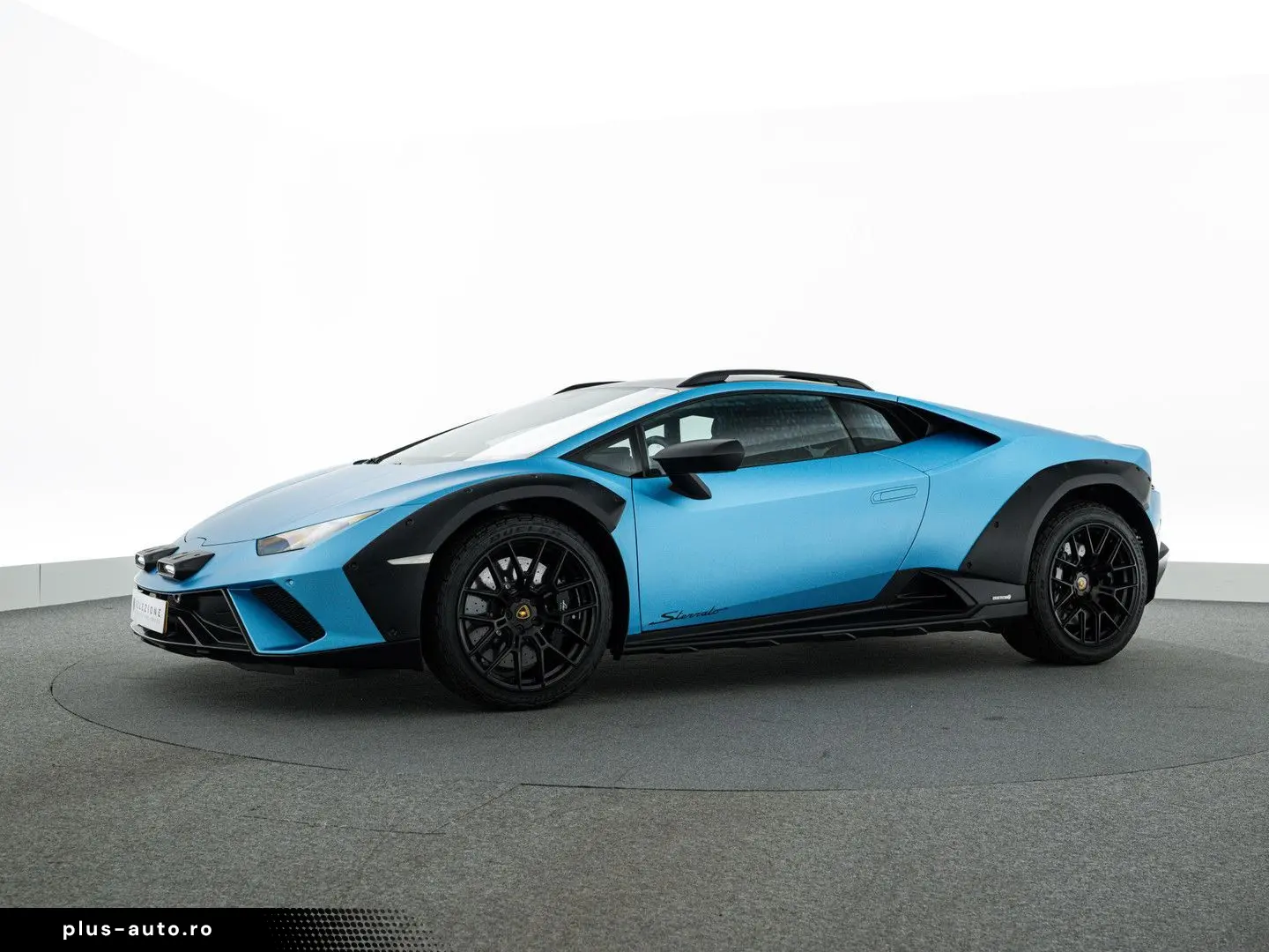 LAMBORGHINI Huracán Sterrato I Blu Arione I Black roof