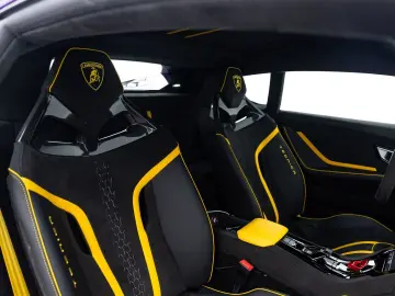 LAMBORGHINI Huracán Tecnica   Carbon I Viola Pasifae