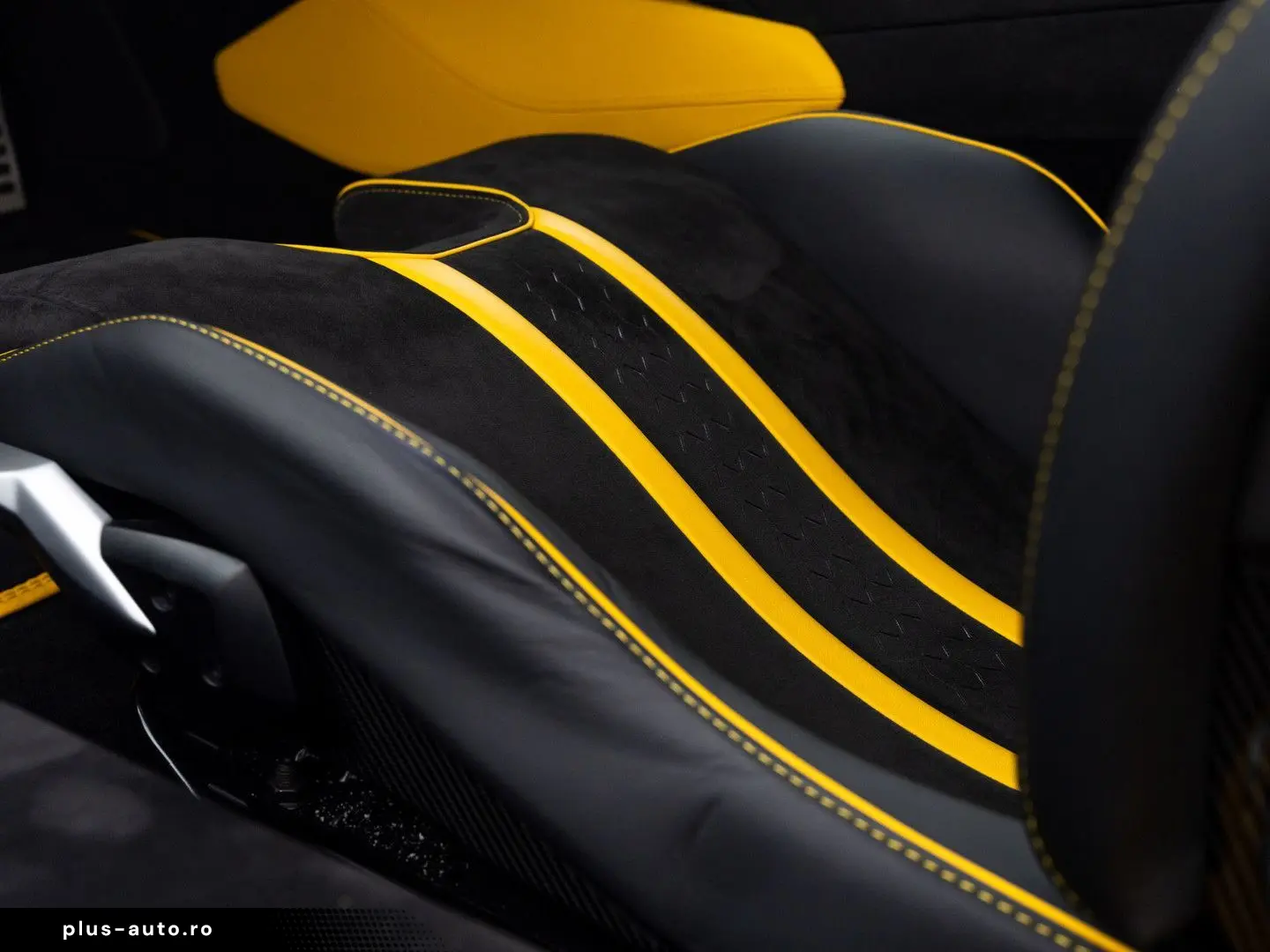 LAMBORGHINI Huracán Tecnica   Carbon I Viola Pasifae