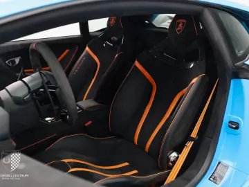 LAMBORGHINI Huracán Tecnica AdPersonam Carbon Sensonum Lift