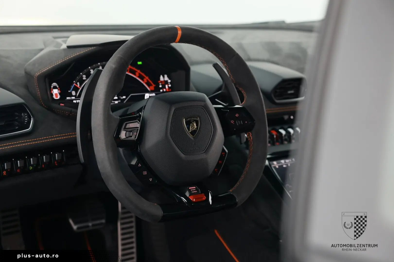 LAMBORGHINI Huracán Tecnica AdPersonam Carbon Sensonum Lift