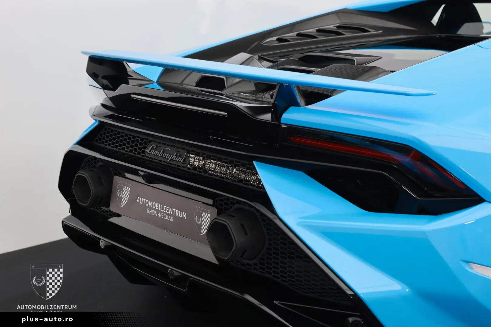 LAMBORGHINI Huracán Tecnica AdPersonam Carbon Sensonum Lift