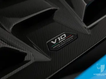 LAMBORGHINI Huracán Tecnica AdPersonam Carbon Sensonum Lift
