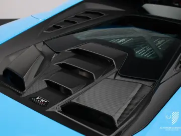 LAMBORGHINI Huracán Tecnica AdPersonam Carbon Sensonum Lift