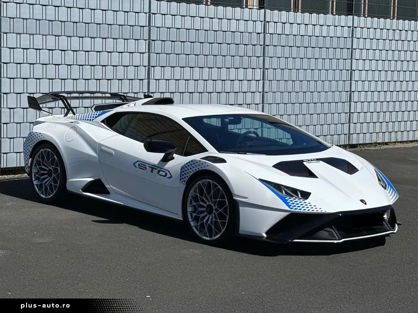 LAMBORGHINI Huracán STO FULL CARBON PACK LIFTING  CARBON-TWI