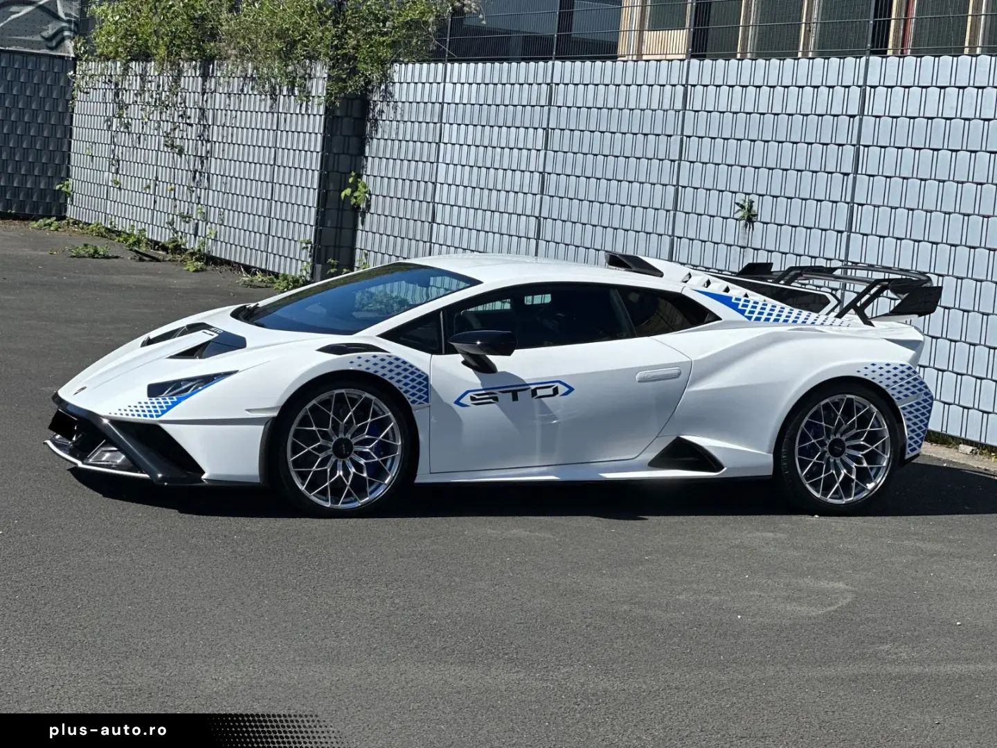 LAMBORGHINI Huracán STO FULL CARBON PACK LIFTING  CARBON-TWI