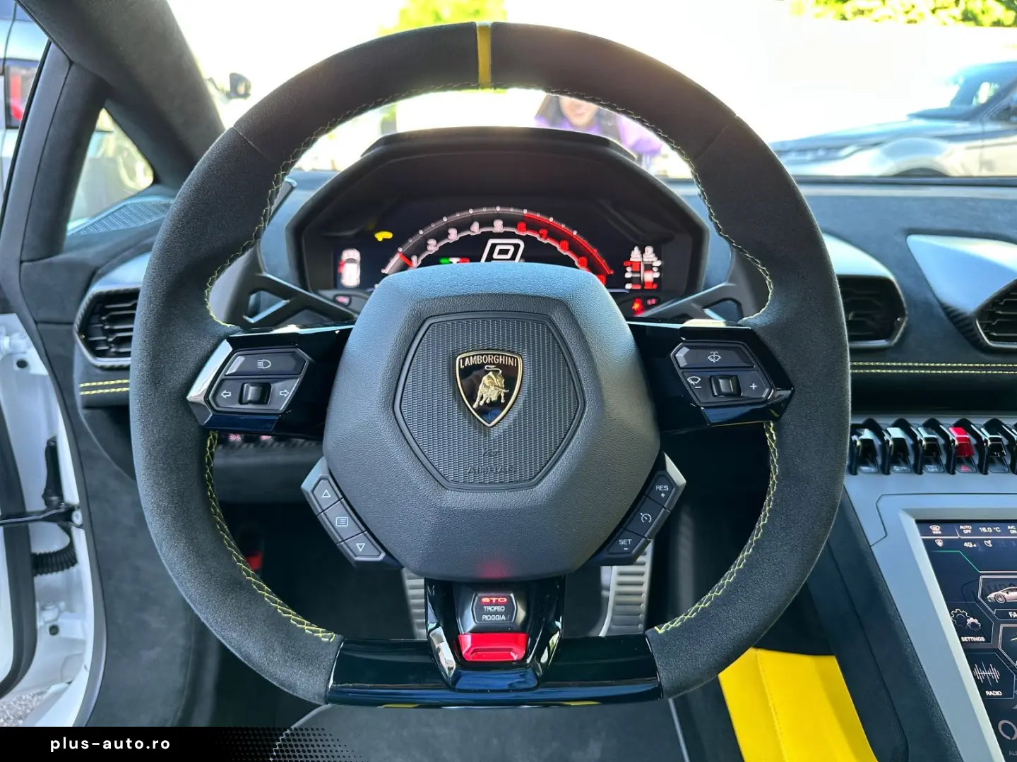LAMBORGHINI Huracán STO FULL CARBON PACK LIFTING  CARBON-TWI