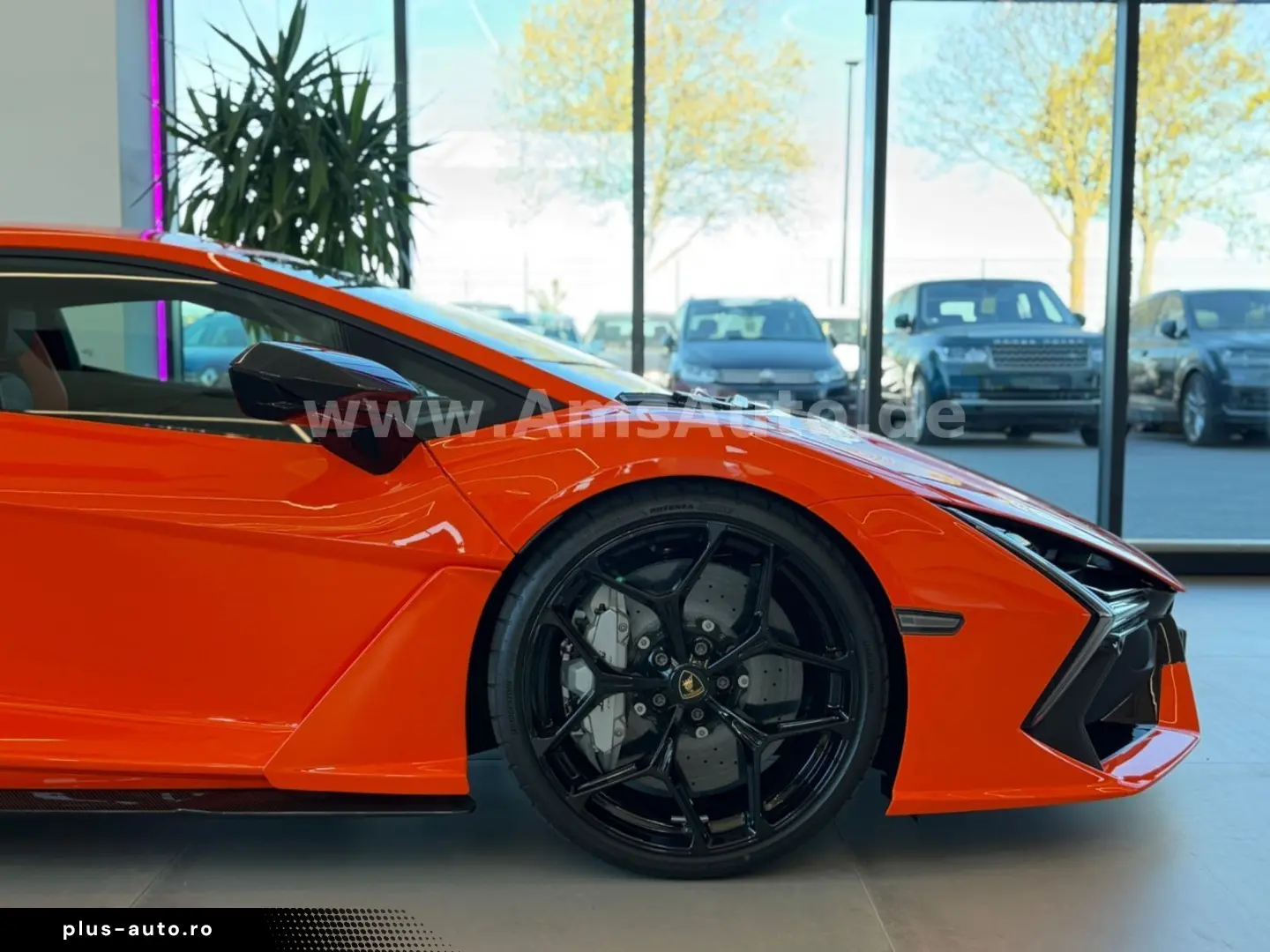 LAMBORGHINI Revuelto 6.5 V12 Full Carbon Full PPF Lifting