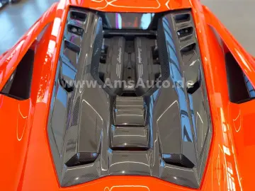LAMBORGHINI Revuelto 6.5 V12 Full Carbon Full PPF Lifting