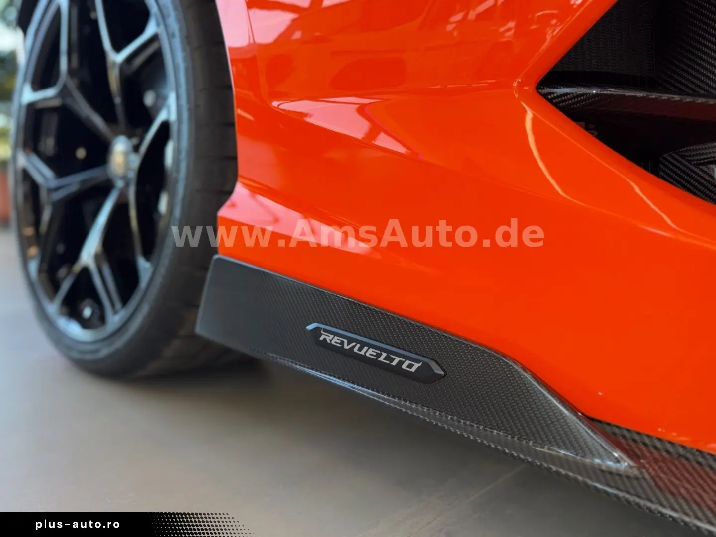 LAMBORGHINI Revuelto 6.5 V12 Full Carbon Full PPF Lifting