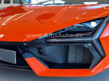 LAMBORGHINI Revuelto 6.5 V12 Full Carbon Full PPF Lifting
