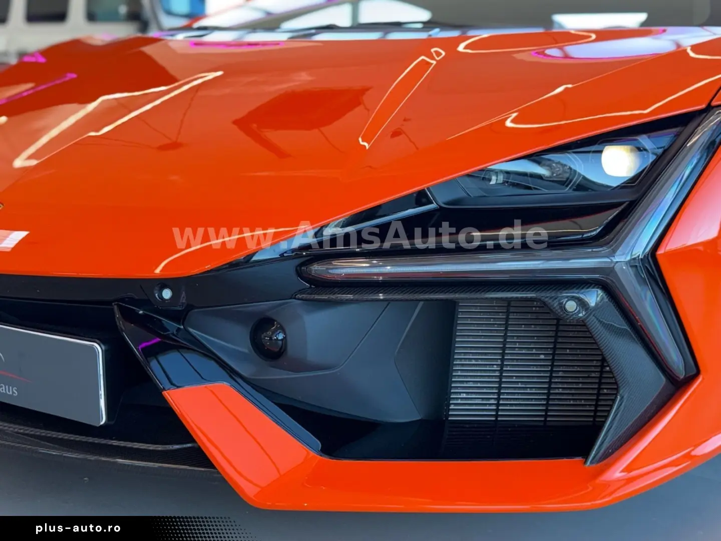 LAMBORGHINI Revuelto 6.5 V12 Full Carbon Full PPF Lifting