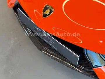 LAMBORGHINI Revuelto 6.5 V12 Full Carbon Full PPF Lifting