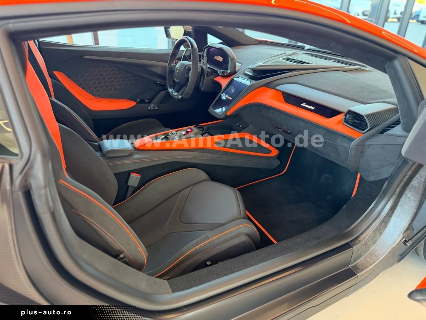 LAMBORGHINI Revuelto 6.5 V12 Full Carbon Full PPF Lifting