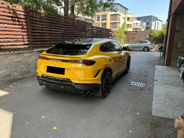 LAMBORGHINI Urus 4.0 V8 Performante Full Carbon B&O
