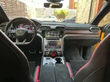 LAMBORGHINI Urus 4.0 V8 Performante Full Carbon B&O