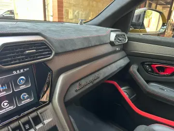 LAMBORGHINI Urus 4.0 V8 Performante Full Carbon B&O