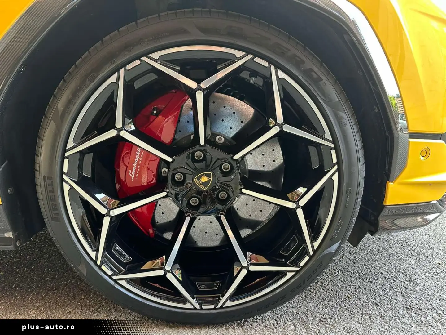 LAMBORGHINI Urus 4.0 V8 Performante Full Carbon B&O