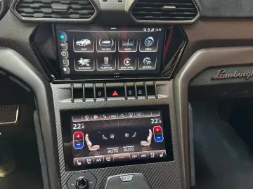 LAMBORGHINI Urus 4.0 V8 Performante Full Carbon B&O