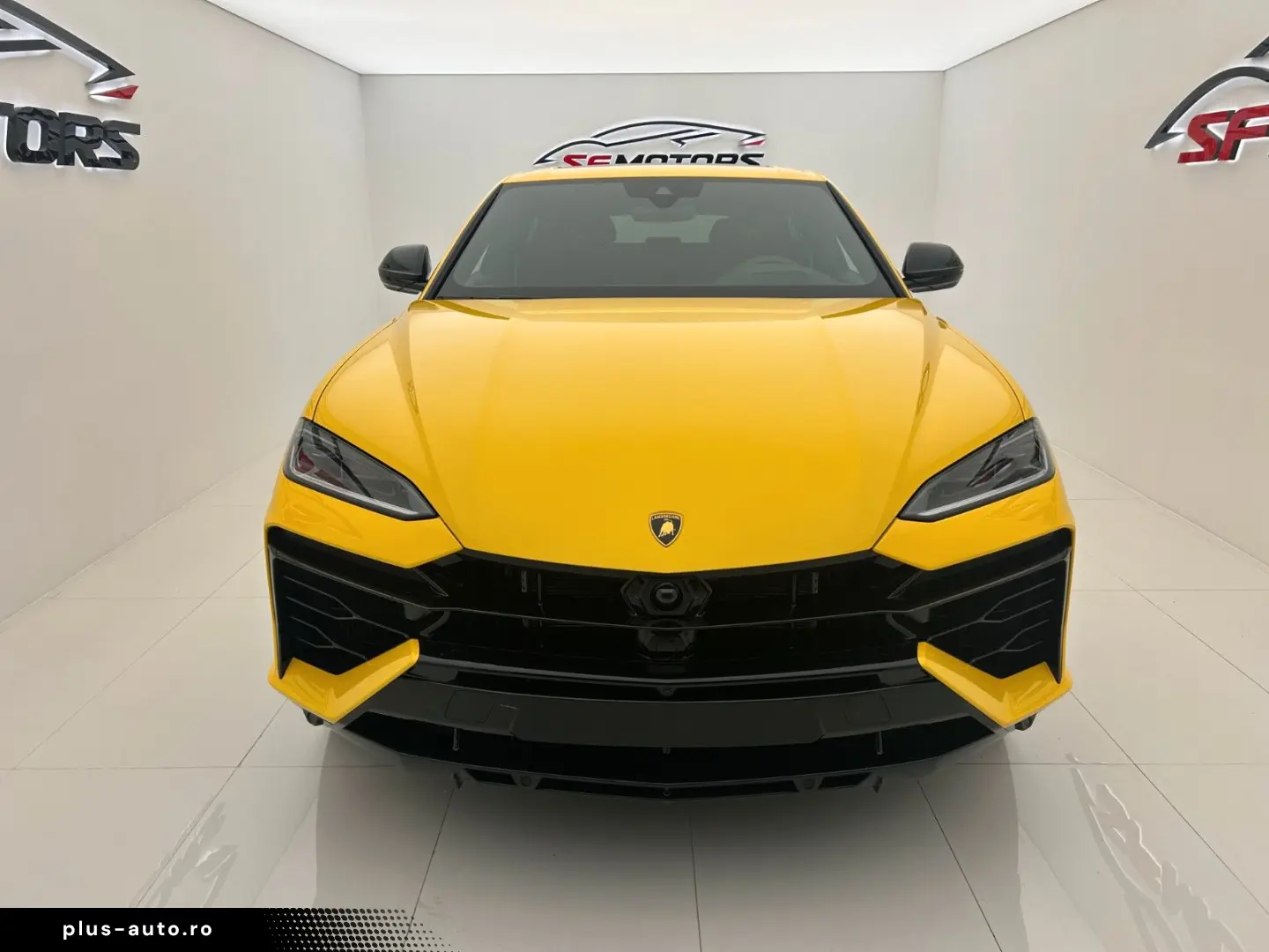 LAMBORGHINI Urus 4.0 V8 PHEV SE CARBON PANORAMA 23