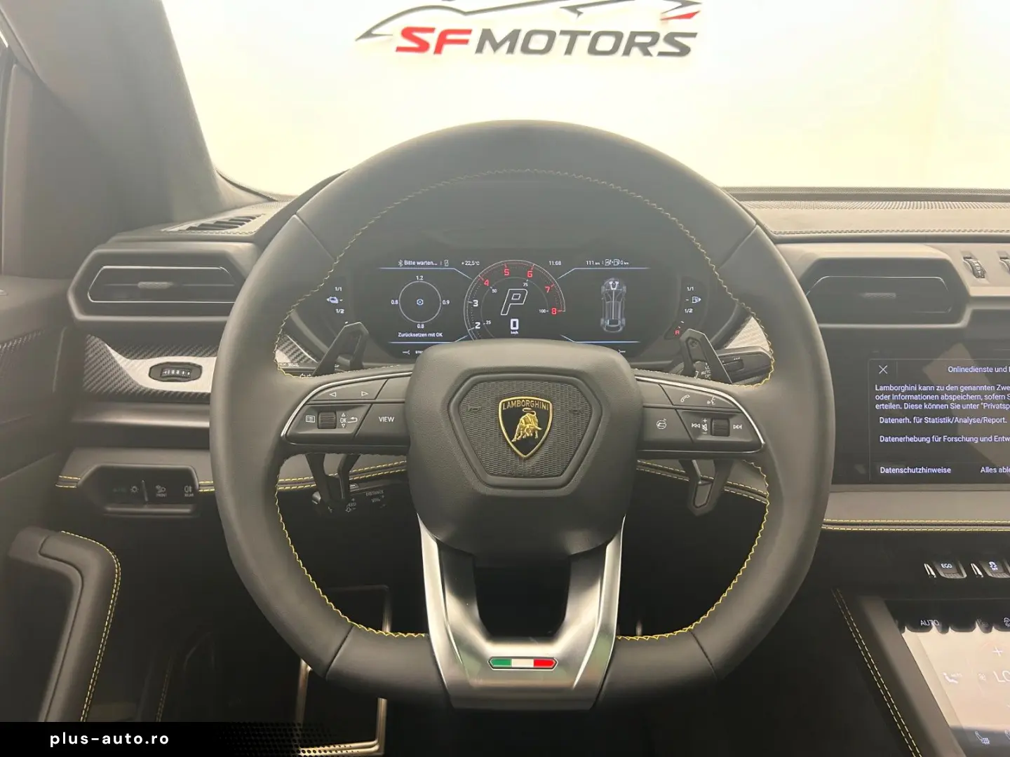 LAMBORGHINI Urus 4.0 V8 PHEV SE CARBON PANORAMA 23