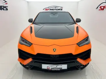 LAMBORGHINI Urus PERFORMANTE FULL CARBON AKRAPOVIC