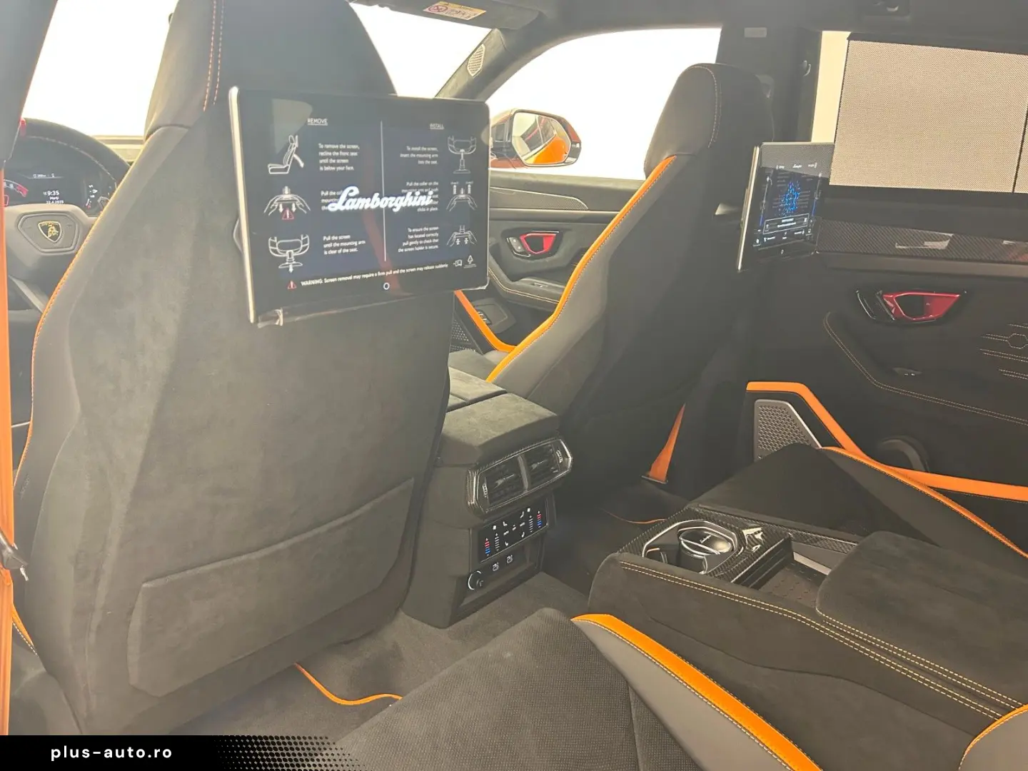 LAMBORGHINI Urus PERFORMANTE FULL CARBON AKRAPOVIC
