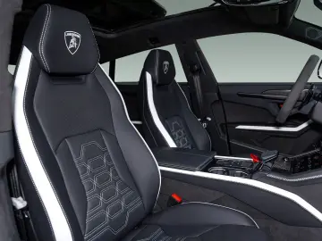 LAMBORGHINI Urus SE MY2025