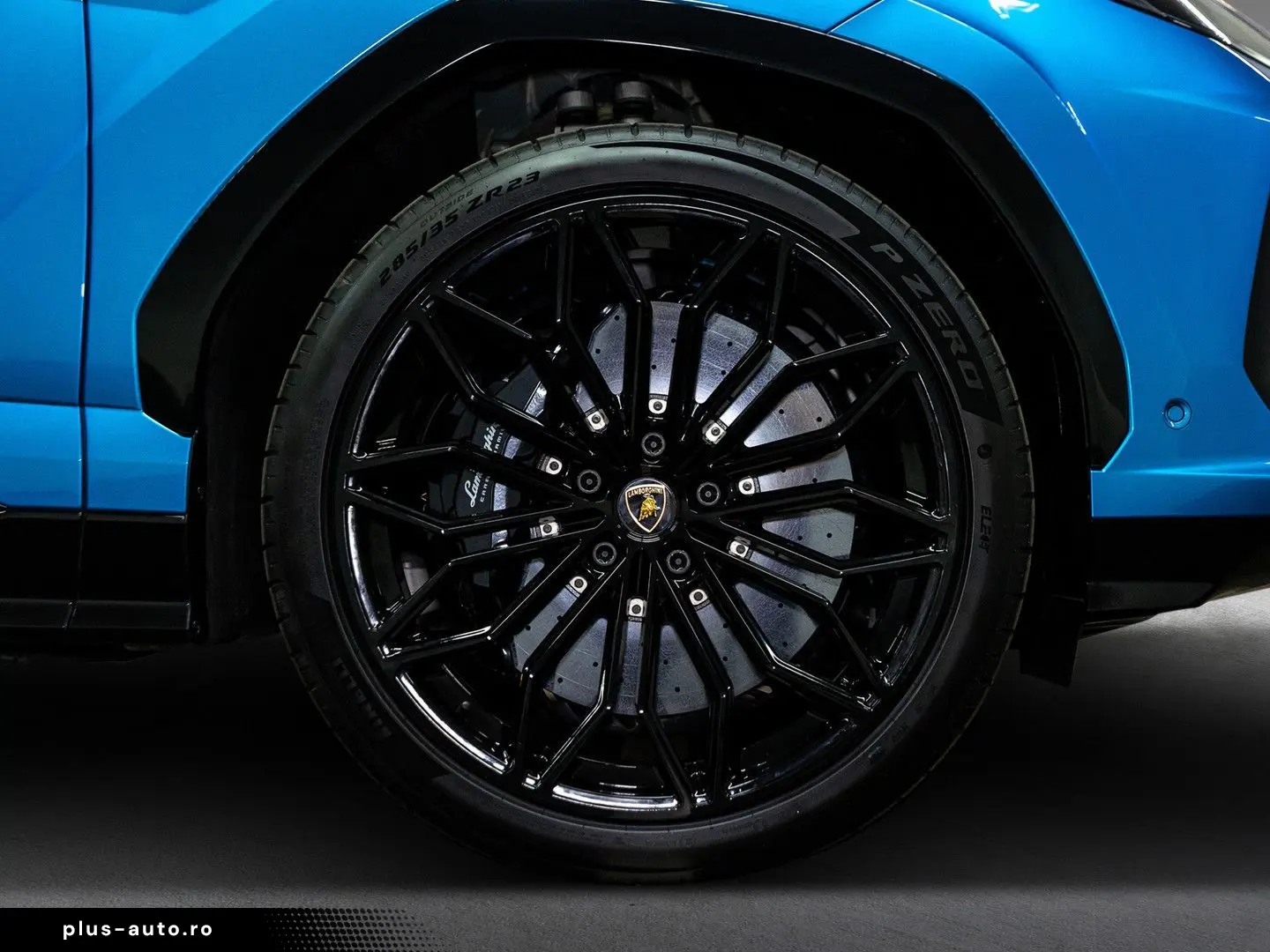LAMBORGHINI Urus SE MY2025