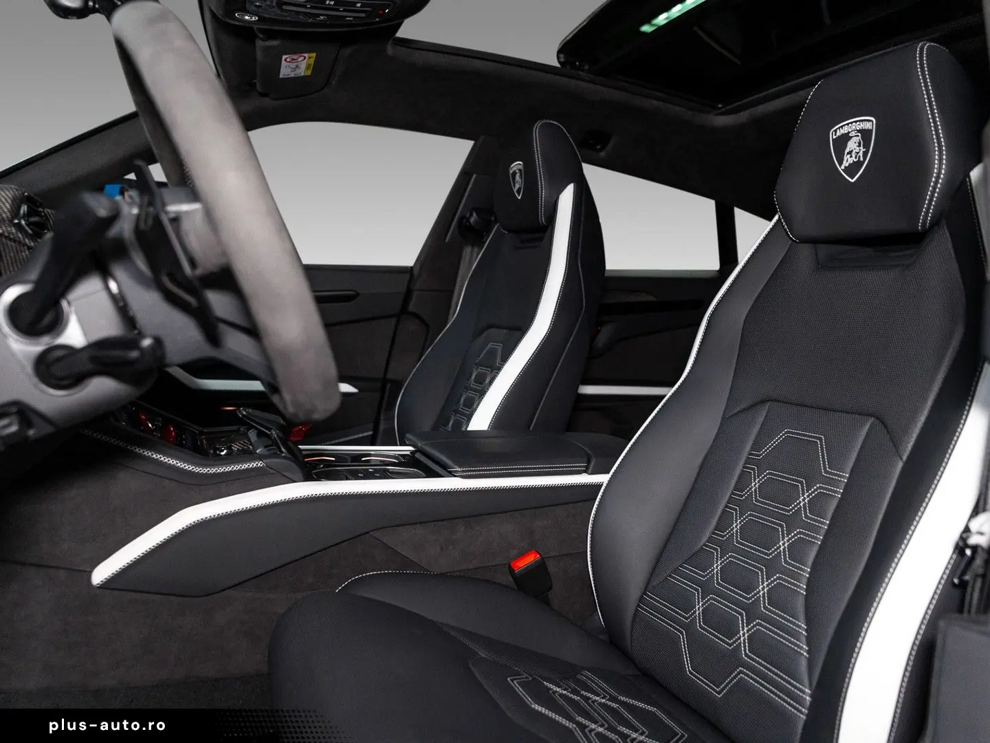 LAMBORGHINI Urus SE MY2025